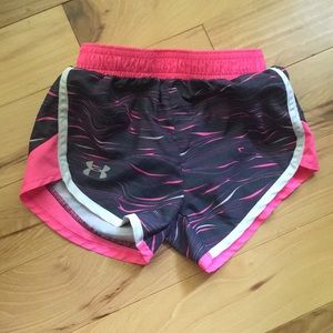 2T Under Armour shorts